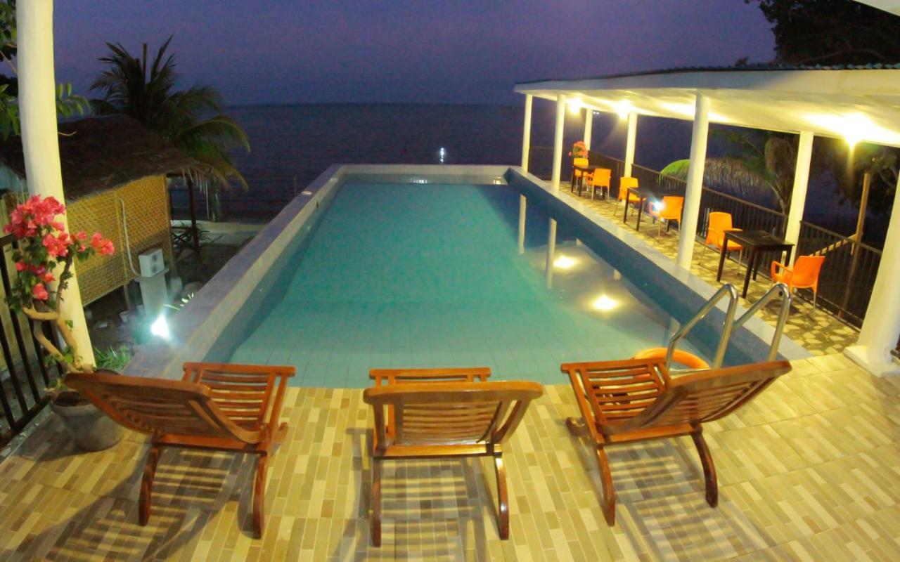 Fx72 Beach Resort Maumere Exteriér fotografie